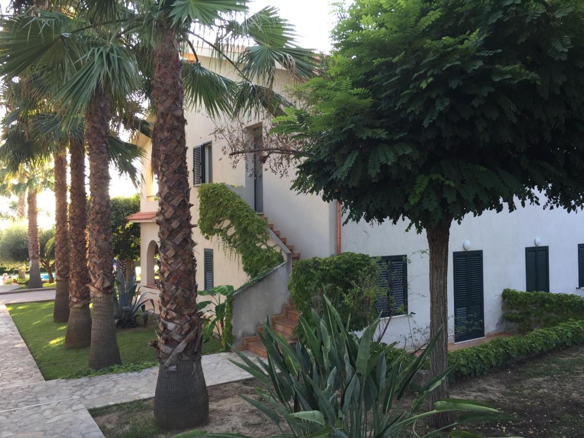 Delta Club Residence Capo Vaticano Exterior foto