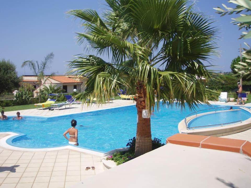 Delta Club Residence Capo Vaticano Exterior foto